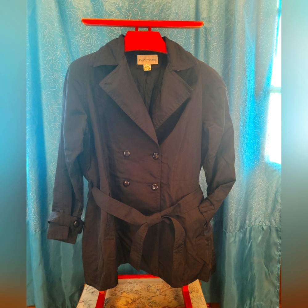 *SOLD* Women's Raincoat,  Black Size L, Lined and Belted, Evan Picone